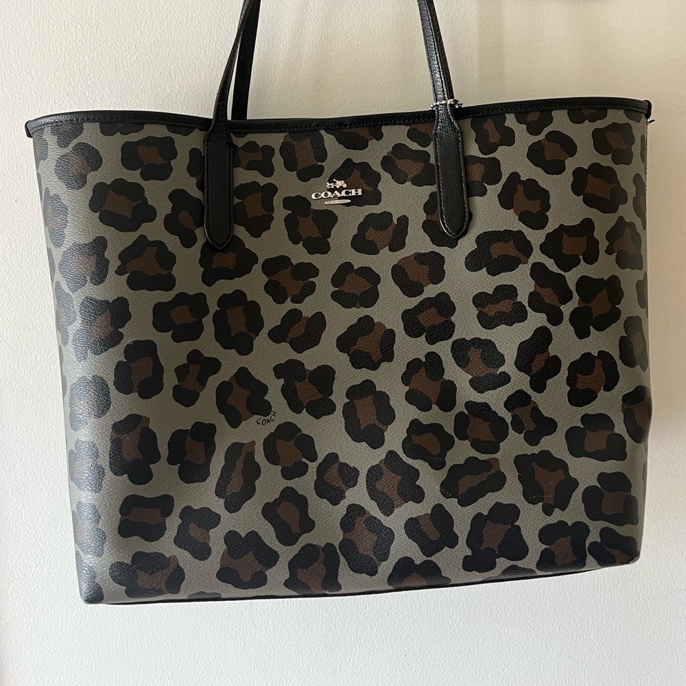 Coach Leopard Print Tote Bag & Matching Wallet - Black and Green